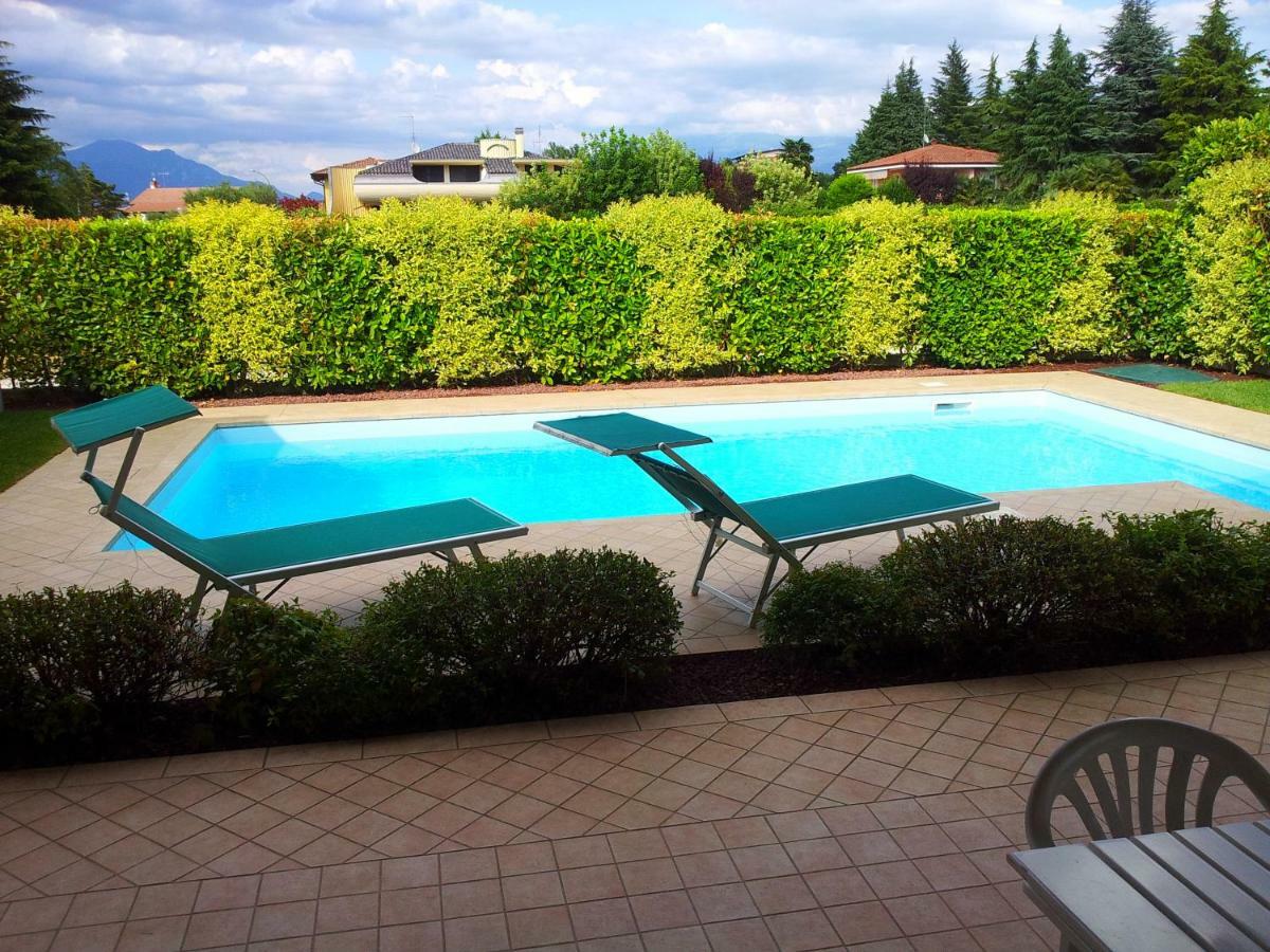 Villa Oliva Manerba del Garda Eksteriør bilde
